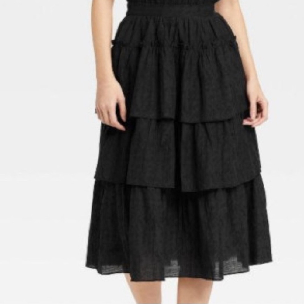 Universal Thread Black Tiered Midi Skirt